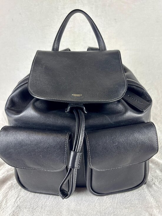 Coach Crosby Backpack in Black Natural Grain Leather main image 7